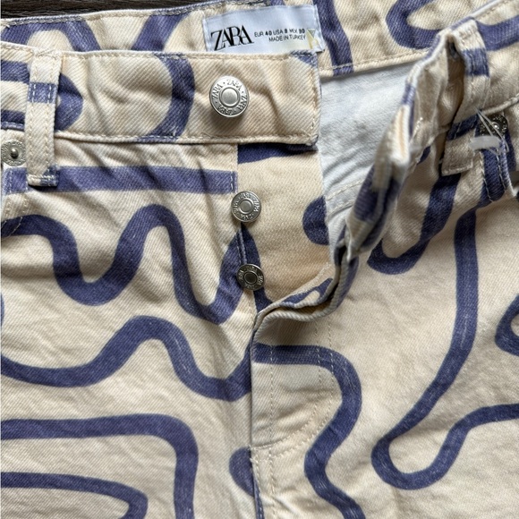 Zara Abstract doodle, cotton jean, button closure, high waist, straight leg, sz8 - Picture 7 of 9
